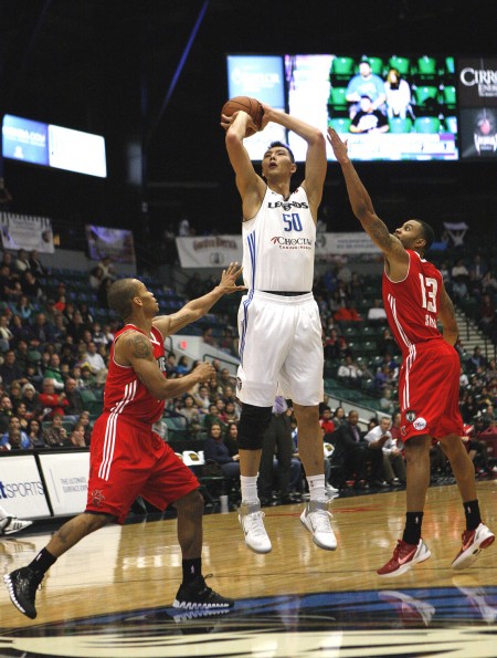 包含强队势不可挡,疯狂进攻惊艳观众的词条 包含强队势不可挡,疯狂进攻惊艳观众的词条