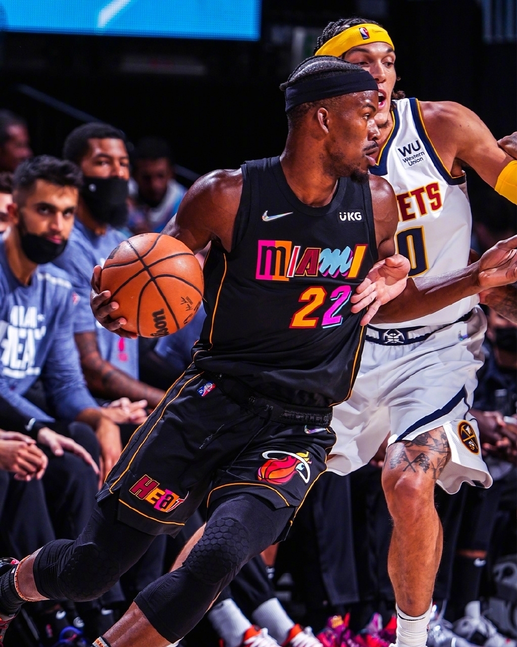 包含荷兰勇士集结，与挪威队展开激烈较量！的词条